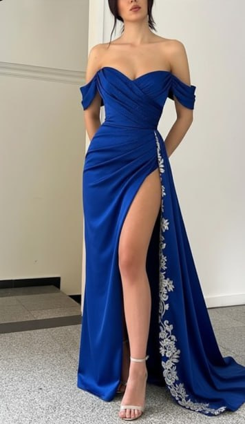 queen_adria0's tweet photo. "Style that speaks before I do 💎" https://t.co/XVydiHsk9E