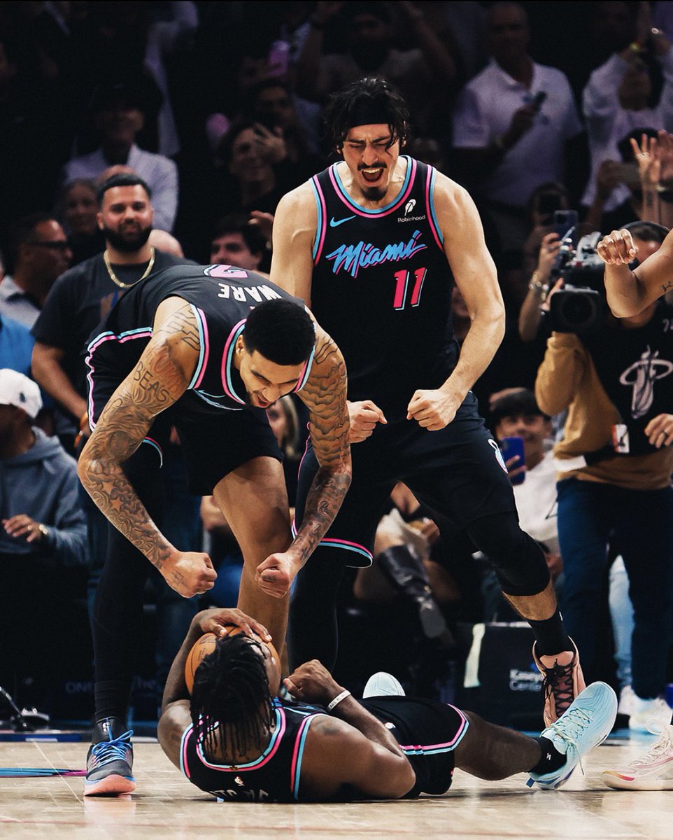 📡🔥 11.19 CARD IS LIVE 🔥📡

Our 3 day win streak ends off some BS. Big day ahead 🧙‍♂️🪄

The Platter:🍽️
⛹️‍♂️ 6 NBA plays (4 sides, 2U POD, 2 player props)
🏀 1 CBB play 
—————————
NBA PODs: 10-16 (+8.5U)
NBA: 98-89 (-1.2U)
CBB: 18-8 (+5.5U)

#GamblingX #nba #cbb