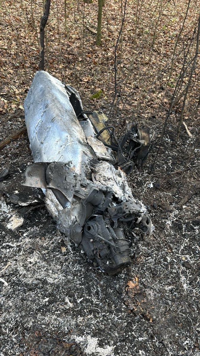 TyskNIP's tweet image. PRC-made FN-6 MANPADS used by a MFG of the 143rd CTC &quot;Podillya.&quot; 
It is claimed that a Russian Kh-101 cruise missile was shot down this morning using this MANPADS.

FN-6 was developed in 2000 and supplied to Sudan, from where it likely made its way to Ukraine.

1/2