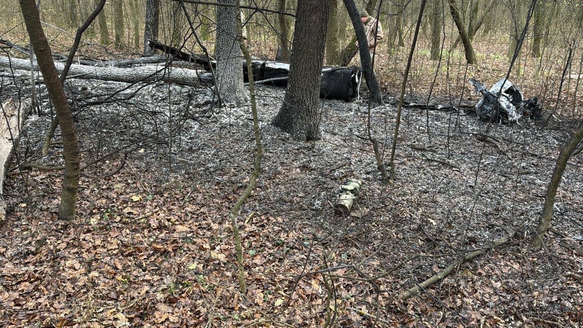 TyskNIP's tweet image. PRC-made FN-6 MANPADS used by a MFG of the 143rd CTC &quot;Podillya.&quot; 
It is claimed that a Russian Kh-101 cruise missile was shot down this morning using this MANPADS.

FN-6 was developed in 2000 and supplied to Sudan, from where it likely made its way to Ukraine.

1/2