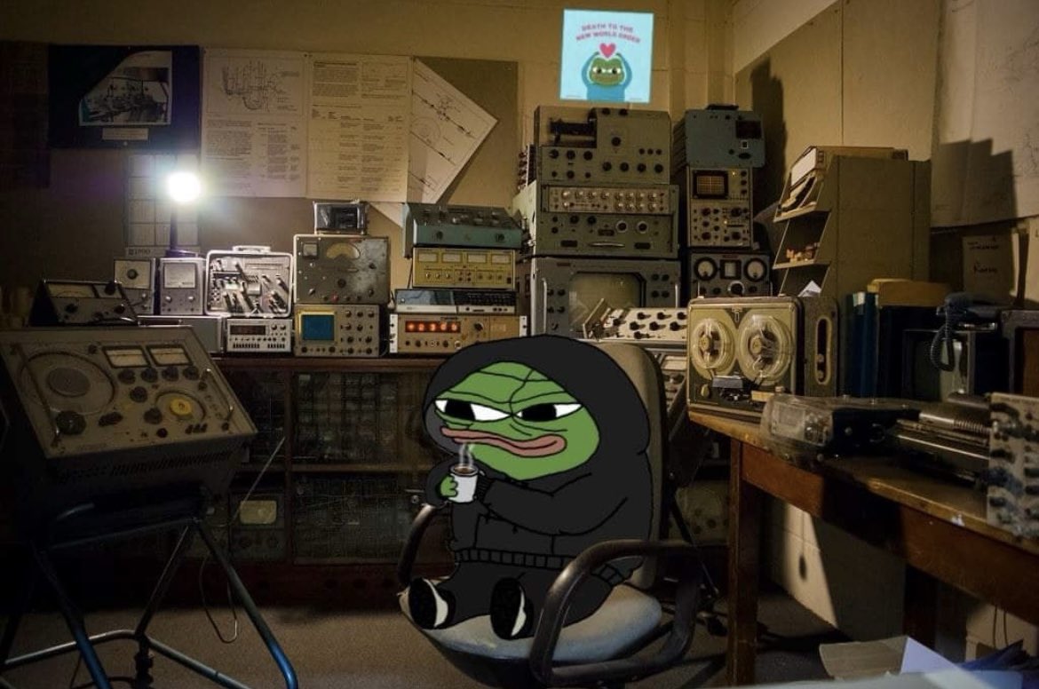 Henrytheefirst's tweet image. Breaking down Lute’s non-custodial setup in the simplest way possible

A lot of trading apps hold your funds for you. Lute doesn’t.
Everything you trade with stays inside your wallet, you’re just using Lute as the interface that sends the transactions.

Think of it like this:…