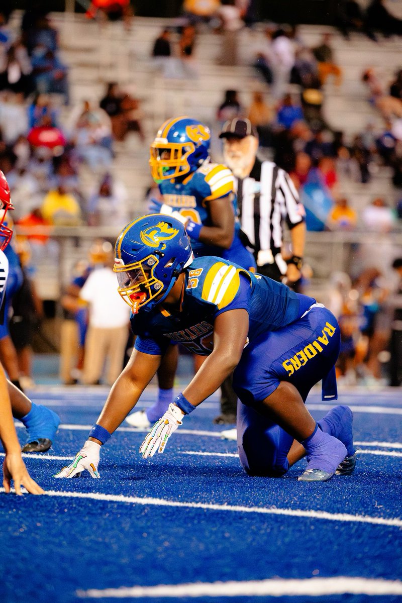 JakariDav1s's tweet image. Junior Season Flim!! 2-Way Never Get Tired!!!, All I Need Is A Opportunity⬇️

OL Flim: hudl.com/v/2TEA8w
DL Flim: hudl.com/v/2TE3K7
@coachTDodd @CoachMcRae77 @CoachHubbardSTU @BossMoneyy_ @CoachZim_UJ @Coach_BrownFla @RocRiddles @JeffCotton89 @CoachWTrenchMob