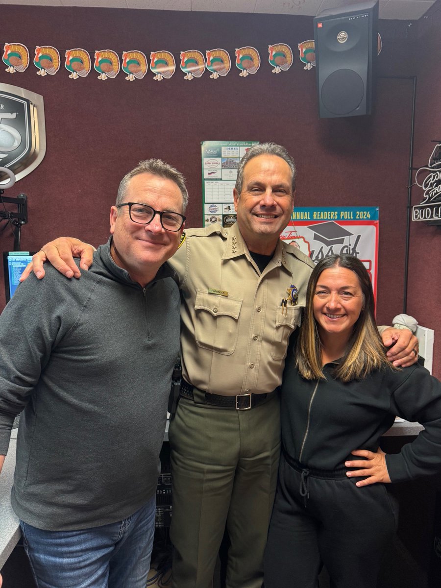 SLOSheriff's tweet image. Live from the studio! Sheriff Parkinson joined 98.1 KJUG to talk about the 36th Annual Christmas Bicycle Giveaway.
If you know a child in need of a bike you can visit slosheriff.org for an application. But hurry! They&apos;re due by tomorrow, Nov. 20. 
A big thanks to KJUG!