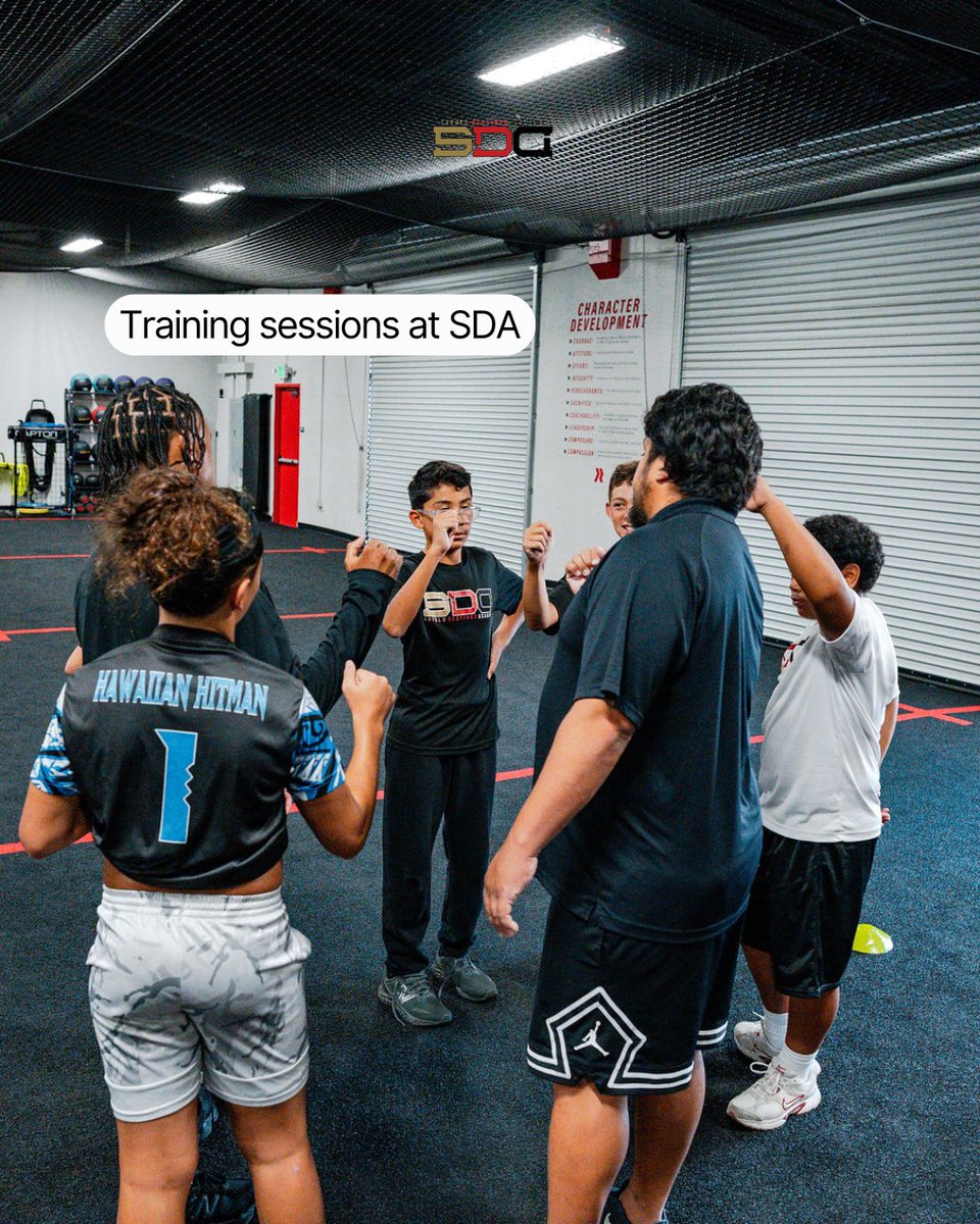SDA_Orators's tweet image. This is what training looks like at SDA. Every session teaches focus, teamwork, and leadership, lessons that last long after the game ends. 🏈

#SapoluDestinedAcademy
