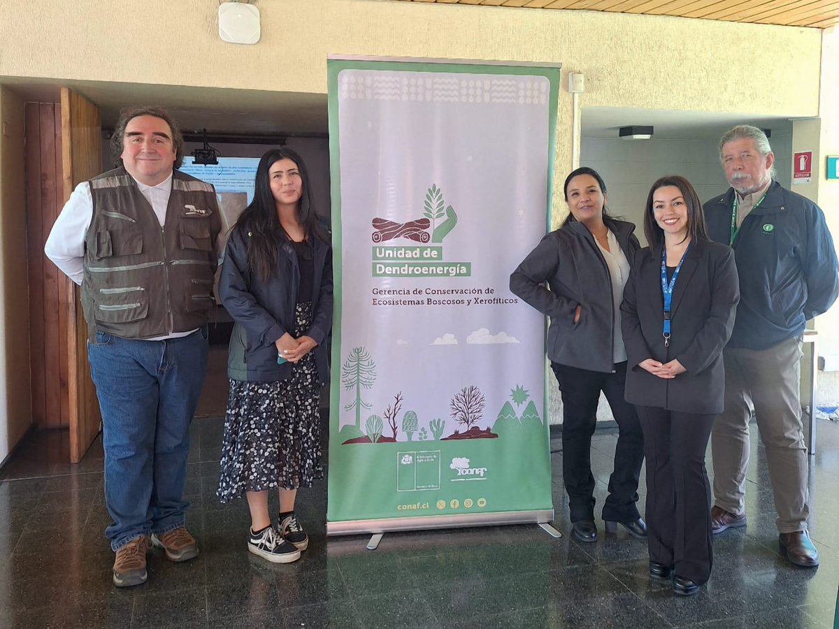 OTL-UBB presenta portafolio tecnológico en el área forestal y maderera a usuarios del programa de Dendroenergía de CONAF en Chillán. noticias.ubiobio.cl/2025/11/19/otl…