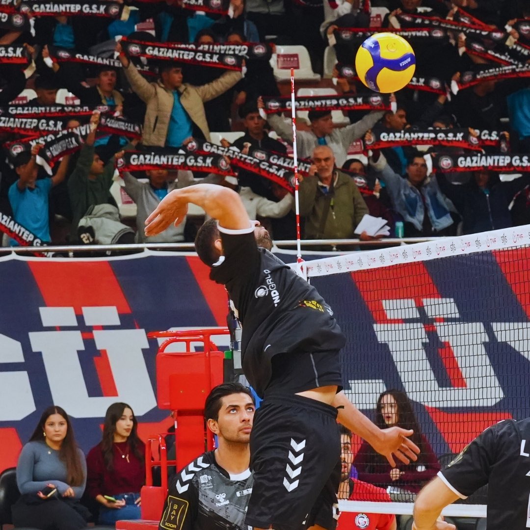 Adında Gaziantep olan her takıma, her koşulda desteğini esirgemeyen <a href="/ForzAntepGrubu/">ForzAntep</a> ve grup lideri <a href="/Sinyalmamed1969/">MehmetBrn</a> iyi ki varsınız 🙏🙏🙏 #GaziantepGSK #Efelerligi