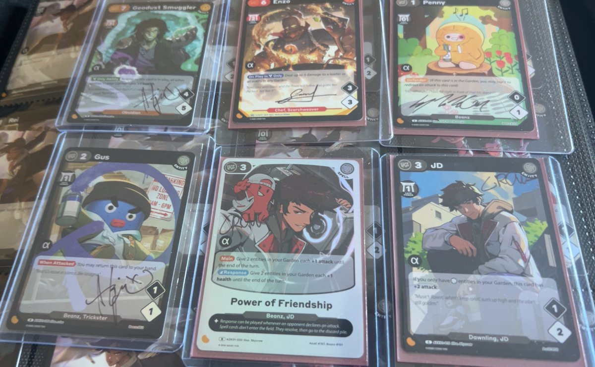 A signed Mizuki is cool.

6 cards, hand signed by the artists is just way cooler…

Bet you didn’t pull these in your packs