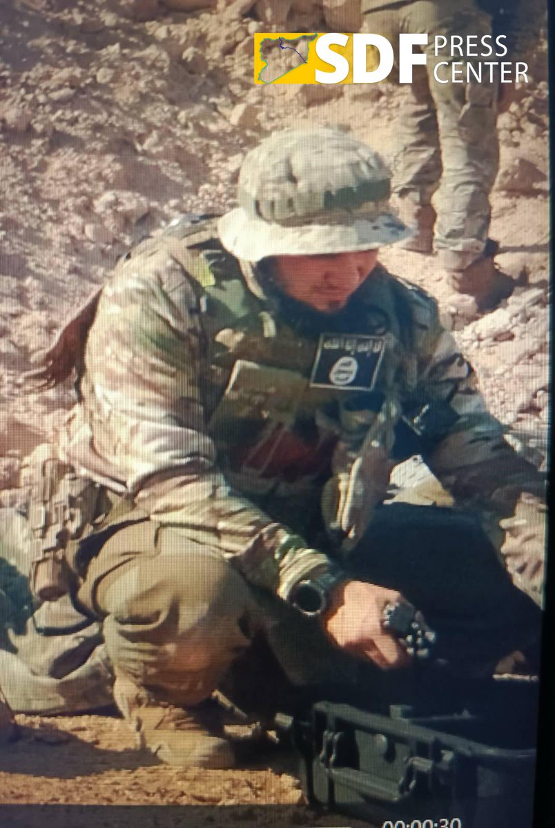 SDF_Syria's tweet image. قواتنا تُسقِط مسيّرتين لداعش انطلقتا من نقاط تمركز فصائل حكومة دمشق 

قامت قواتنا، قوات سوريا الديمقراطية، عصر اليوم، بإسقاط طائرتين مسيرتين نوع &quot;درون&quot; مصدرهما نقاط تمركز فصائل حكومة دمشق على محور قرية غانم العلي في الريف الشرقي للرقة والتي تتعرض منذ أسبوع للهجمات من قبل فصائل…