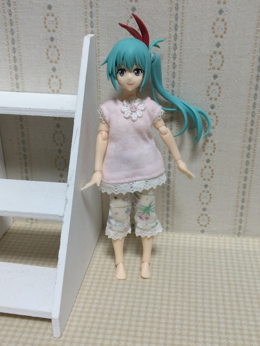 ＊定期＊ 通販OPENしてます   
大き目ドールサイズ：Anna Works Dolls' shop annadolls.handcrafted.jp   
小さいドールサイズ：ぷち庵BOOTH puchianshop.booth.pm