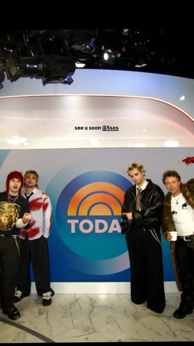 5SOSUpdES's tweet image. ◜📢◞ #INFOSOS — #5SecondsofSummer tuvo una participación en el programa matutino de noticias @TODAYshow ♥️

🔗: instagram.com/stories/5sos/3…
🔗: instagram.com/stories/todays…
🔗: instagram.com/reel/DRPkQTcFS…
instagram.com/reel/DRPh2I5ka…