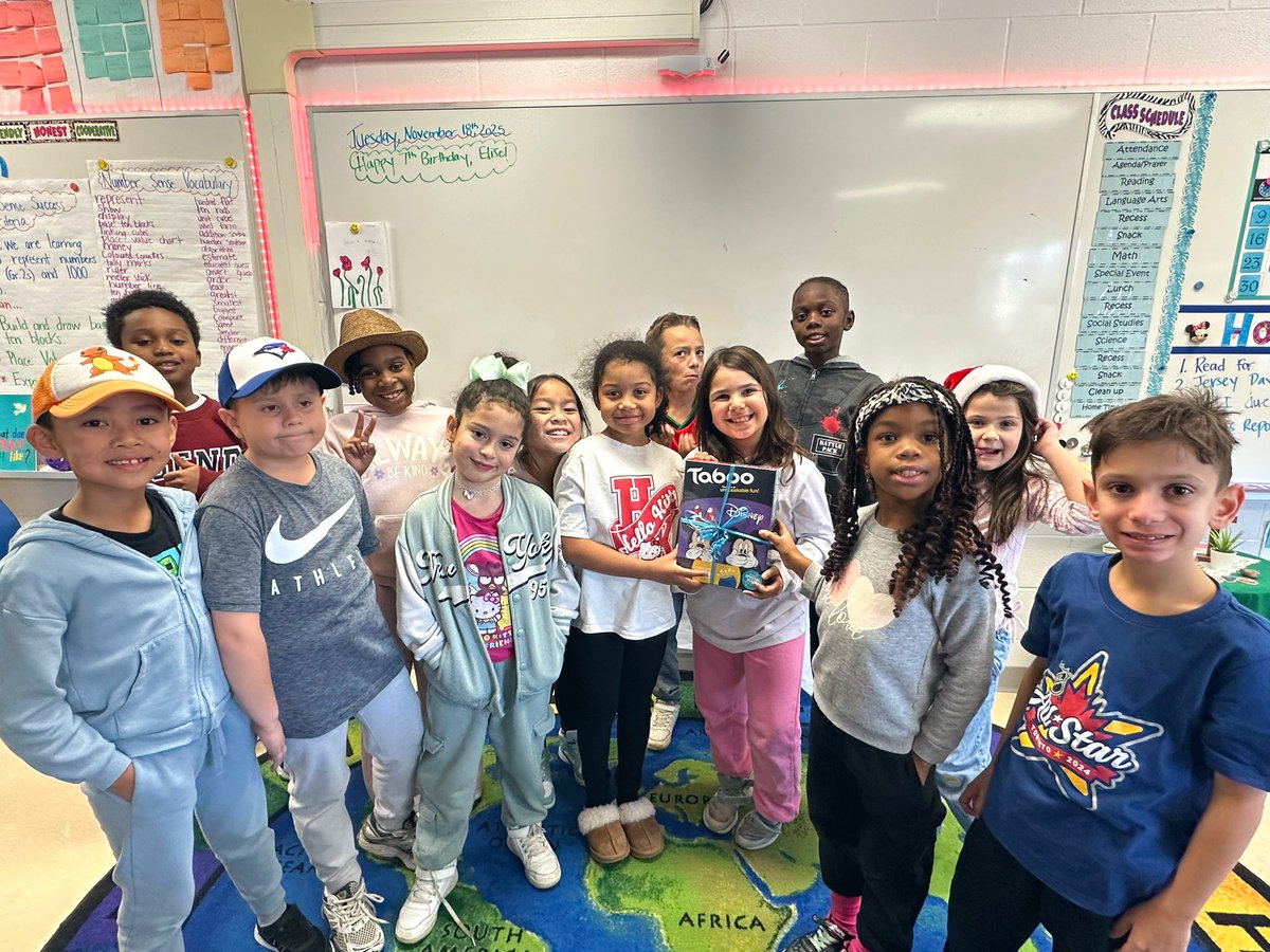 Ms. Yarra tweet media