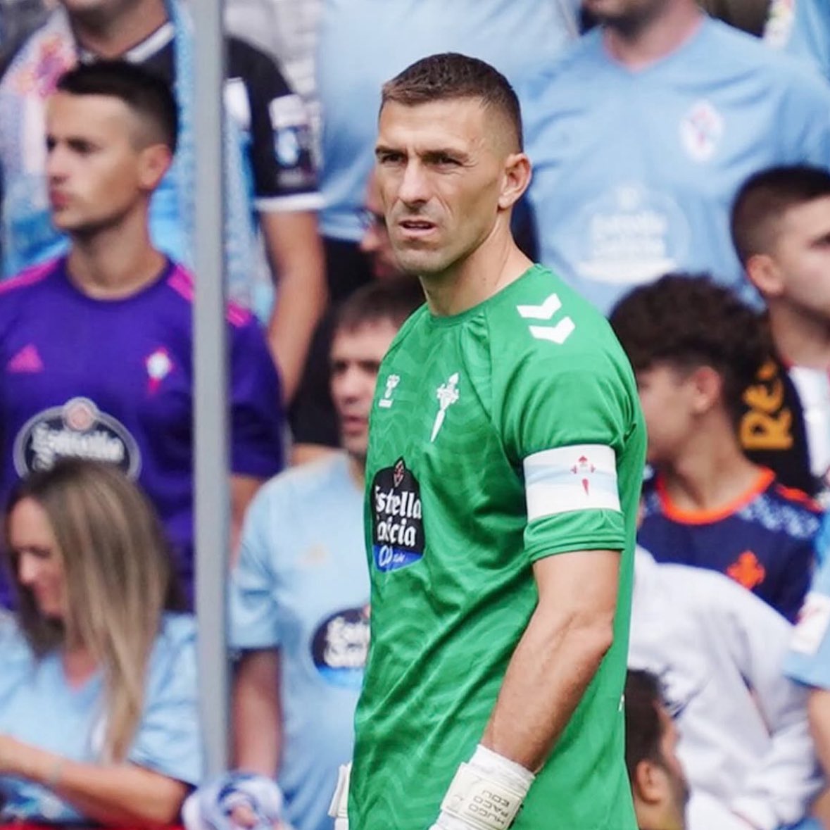 FabrizioRomano's tweet image. 🚨🇪🇸 Parma are closing in on deal to sign Spanish GK Vicente Guaita as a free agent with immediate effect.

Guaita will join Serie A side on one year deal as starting GK Zion Suzuki will be out injured for next 3/4 months. 🇯🇵