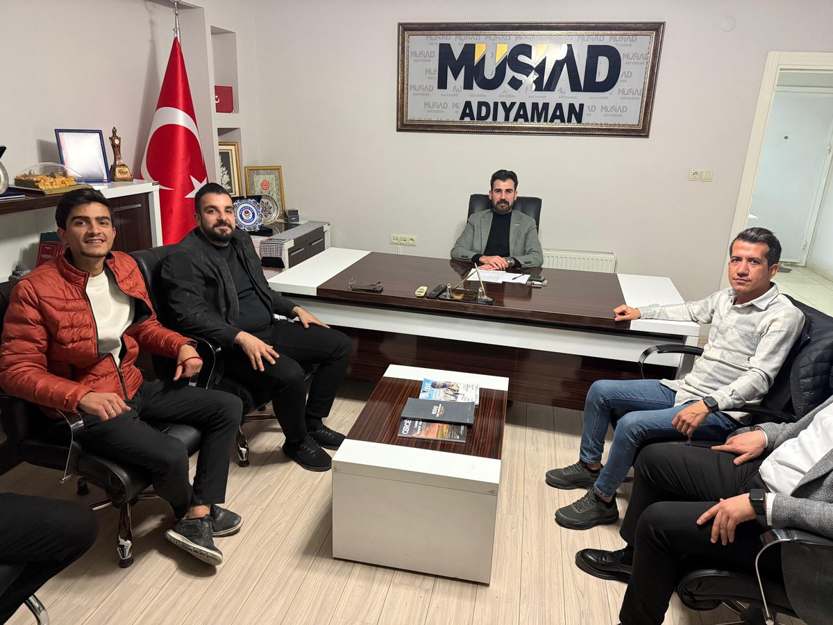 GencMusiad02's tweet photo. Genç MÜSİAD Başkanımız Berkan Yapıcı'nın başkanlığında, yönetim kurulu üyelerimizle Kasım ayı toplantımızı gerçekleştirdik.
2026 yılı için yapılacak çalışmaların planlanması ve projeler hakkında fikir alışverişinde bulunduğumuz toplantımızın hayırlara vesile olmasını diliyoruz. https://t.co/pV6RNoBgZ6