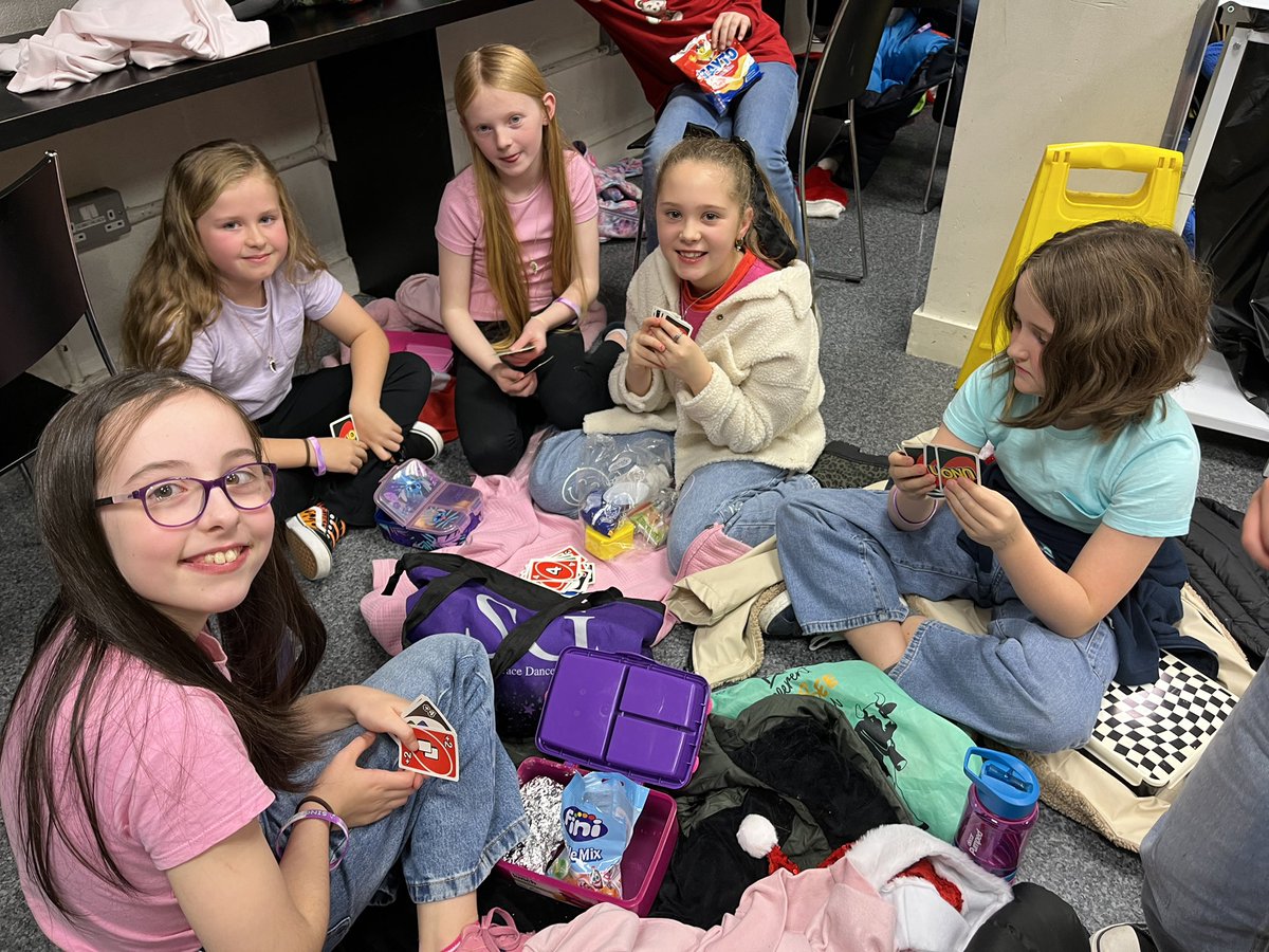 Danescastle National School tweet media