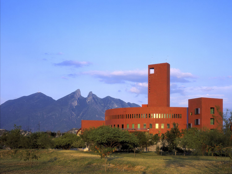 EGADE Business School del Tecnológico de Monterrey invita a la comunidad en general y a las y los entusiastas del running a participar en la carrera “EGADE Run 4 The Future” 2026, que se llevará a cabo el domingo 22 de febrero en el Circuito Valle Oriente, en el municipio de San