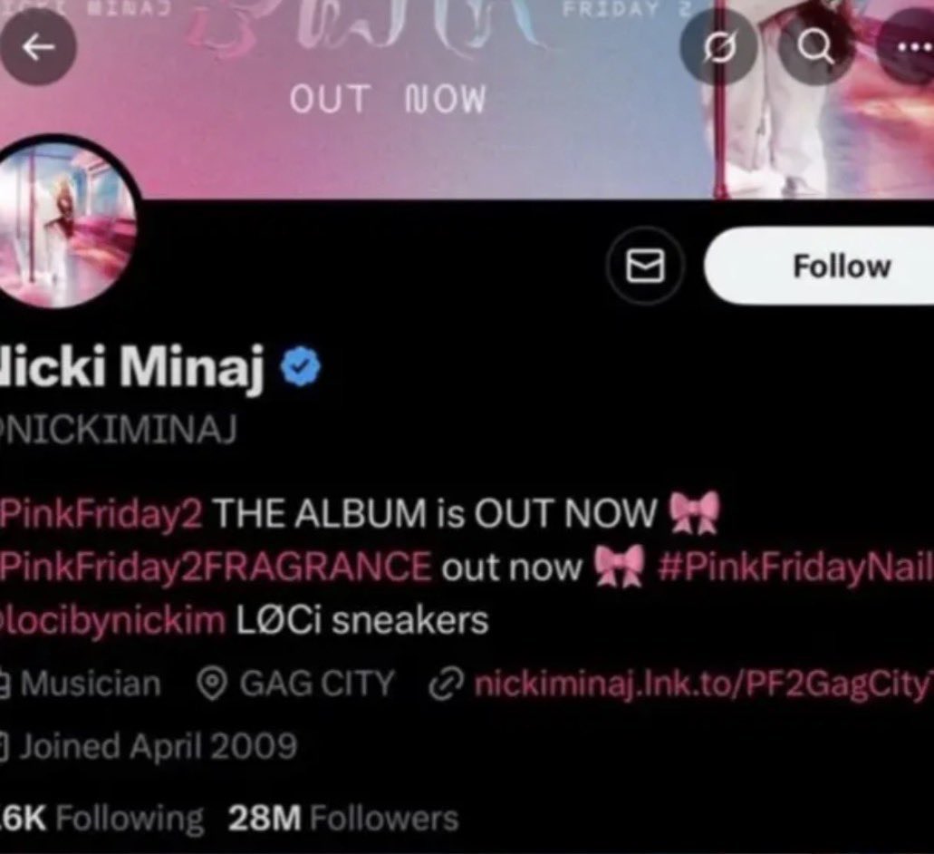 MFaarees_'s tweet image. Nicki Minaj lost over a million followers in just few days!

She&apos;s messing with the wrong people! 

That&apos;s over a million fans gone 🔥

That&apos;s the price when you choose to spread falsehood.