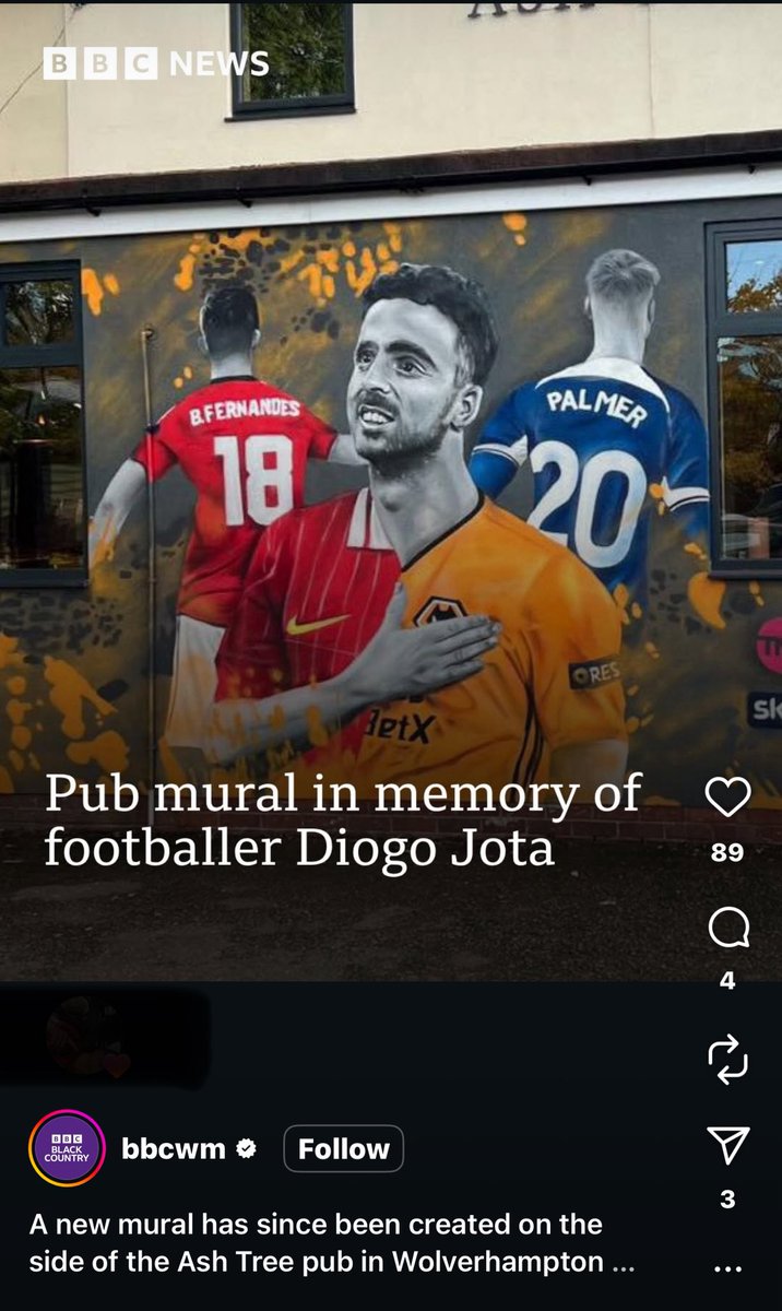 wwfc_rj's tweet image. Why tf is Cole Palmer and Bruno Fernandes part of this mural?
#wwfc #wolves