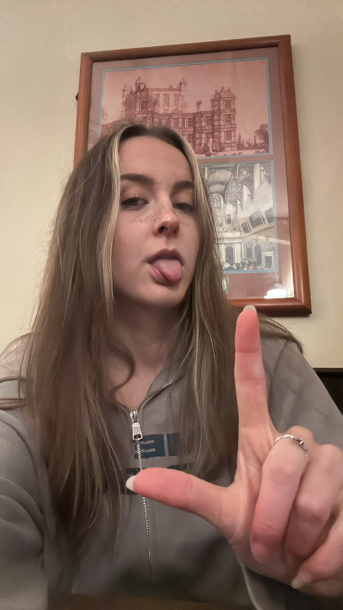 Grace tweet media