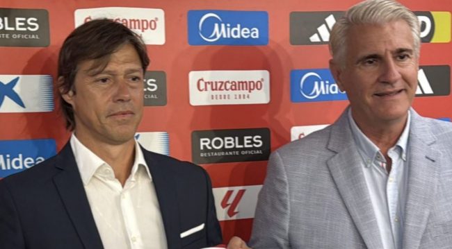 lapalancaroja's tweet image. 📌 Antonio Cordón analiza la situación del Sevilla FC y fija plazos para completar la regeneración deportiva y económica. También apunta a la delantera como posible refuerzo invernal.
Más detalles 👇
lapalancaroja.com/noticia/mercad…
#SevillaFC #LaLigaEASports #LapalancaRoja…