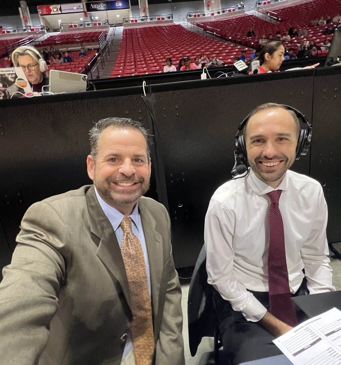 Well that was a quick turnaround! 12 hours after the Aztecs men get beat in double OT, <a href="/SpoCal10/">David Gentile</a> &amp; I are back for <a href="/Aztec_WBB/">San Diego State Women's Basketball</a> on <a href="/KUSINews/">KUSI News</a> Field trip game vs Santa Clara. 6,000 kids in the building. How many times we will sign along to Golden today? David &amp; I are going up, up, up!