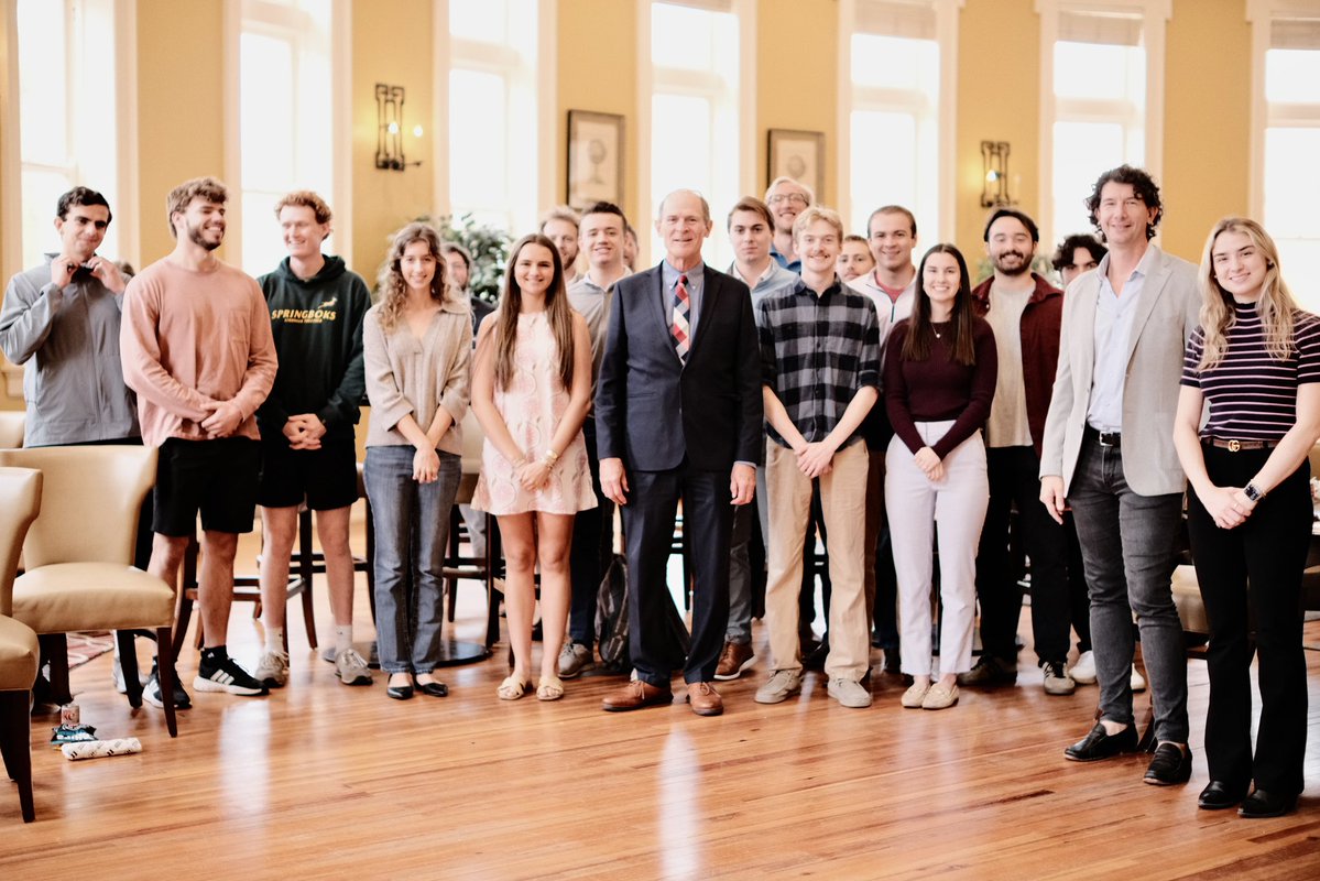 umdeclaration's tweet image. We hosted a special luncheon featuring one of Charlie Kirk’s favorite historians, William Federer. He offered our scholars an interesting look into one of Charlie’s signature topics: the evolution of government, the role of God in society, and the historical journey that has…