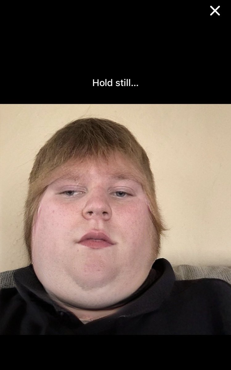 cooper200882's tweet image. Ok Roblox whatever I don’t give a fuck here look at me scan my fucking face