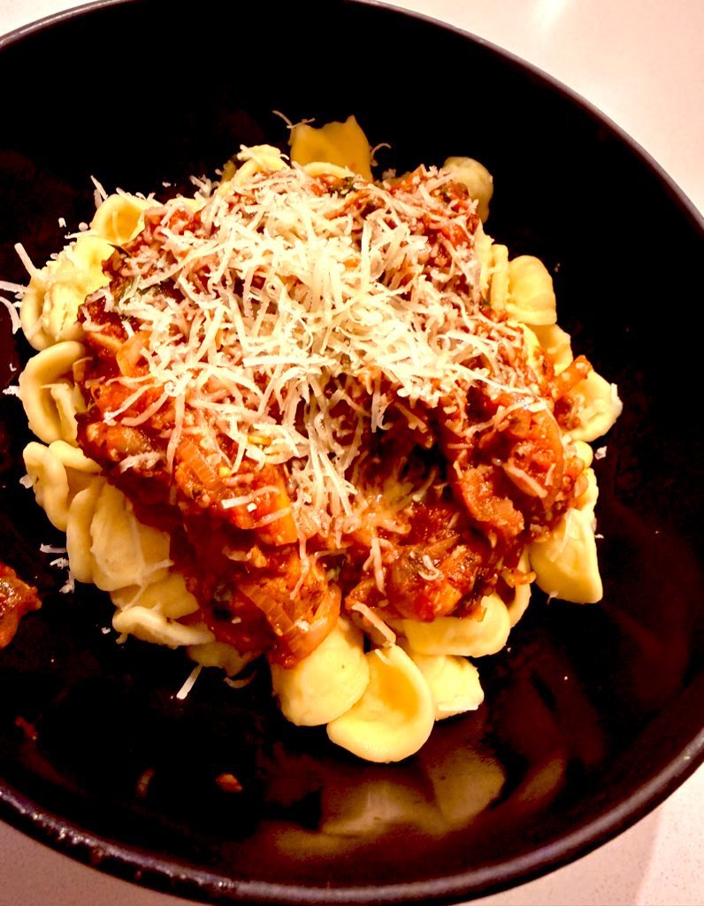 ManVMountain's tweet image. Nduja chicken pasta!
Weapons grade! 🥰