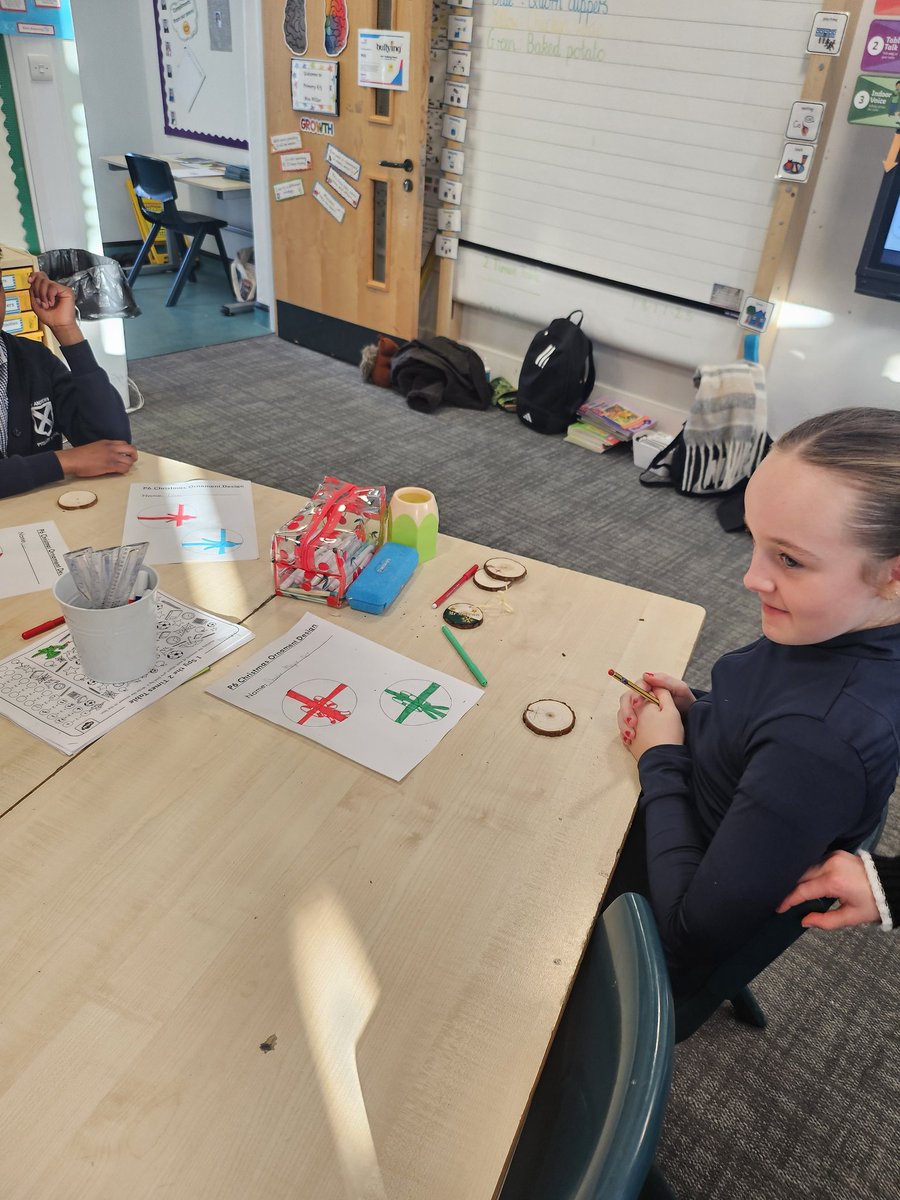 Big thank you to the teachers from <a href="/_stcolumba/">St.Columba's HS, Gourock</a> who taught our P6s how to design and create some lovely Christmas tree decorations 🎄 
<a href="/GisbeyMrs/">Mrs GisbeyP7/6</a>