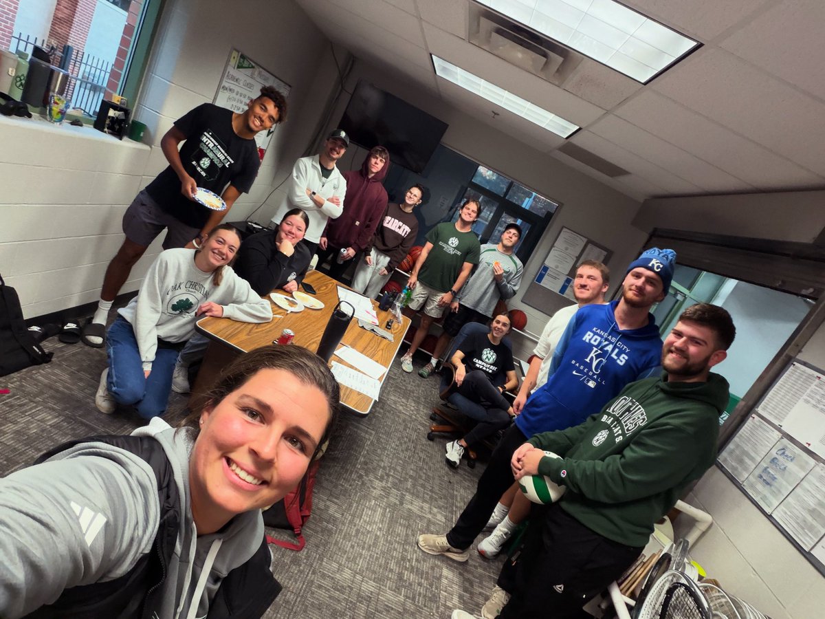 Our. Staff. Are. The. Best! (And missing a few)

We are coming into fall break with grateful hearts and full bellies! Thankful for the work these students put in each day to create successful programs! It was a successful potluck! 

#staffappreciation #thankful #grateful #blessed