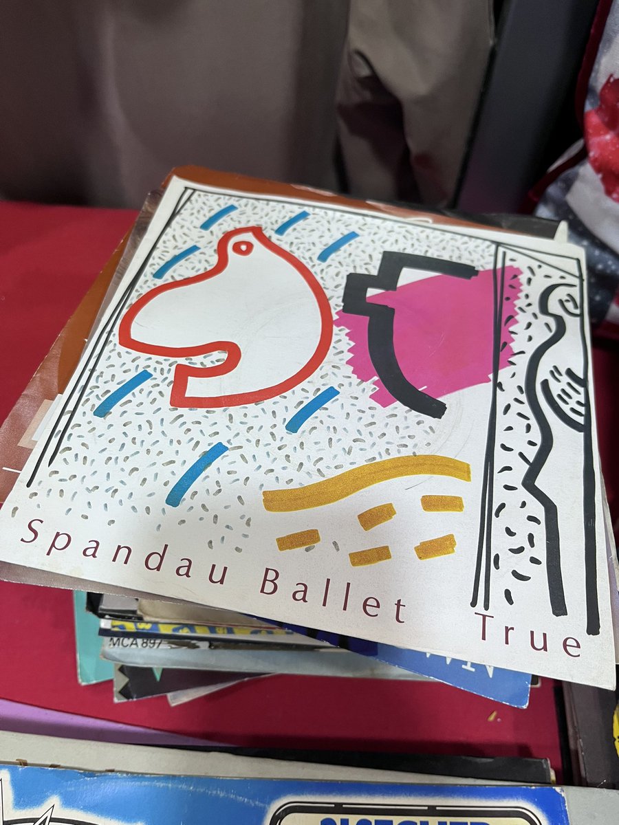 Patr1ckMcCann's tweet image. Look what I found in a local charity shop. Alas, I didn’t buy it as I don’t have a record player @SpandauBallet @realmartinkemp @harleymoonkemp @romankemp #imaceleb #spandauballet #True