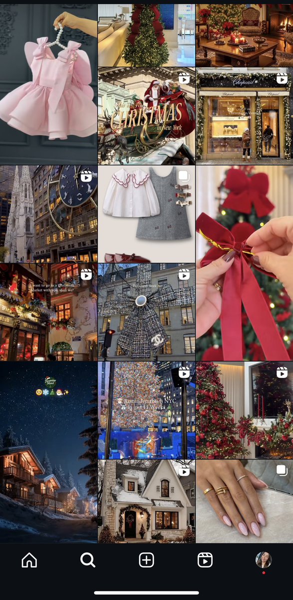 bsantamariaaa's tweet photo. Mi Instagram🤩 la mejor época 🥰🥰🎄 https://t.co/h1h5MJdM6Q