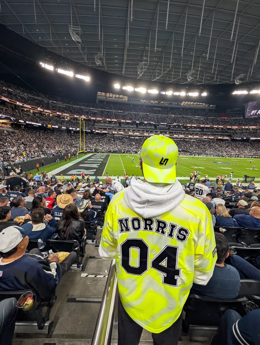LN4's tweet image. You all saw Lando at the Raiders game but did any of you see the best dressed person in the stadium??