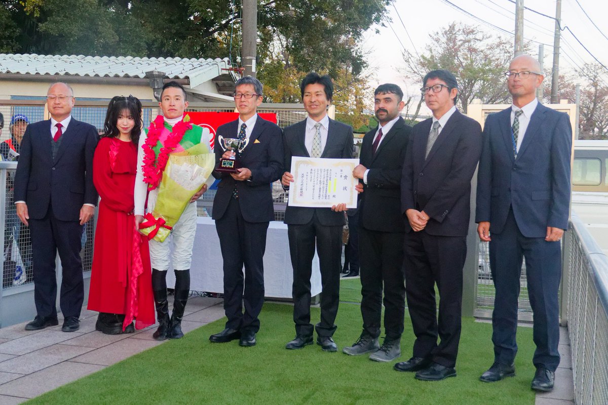 2025年11月19日
笠松競馬場で行われたラブミーチャン記念
優勝した兵庫所属のココキュンキュン
おめでとうございます！