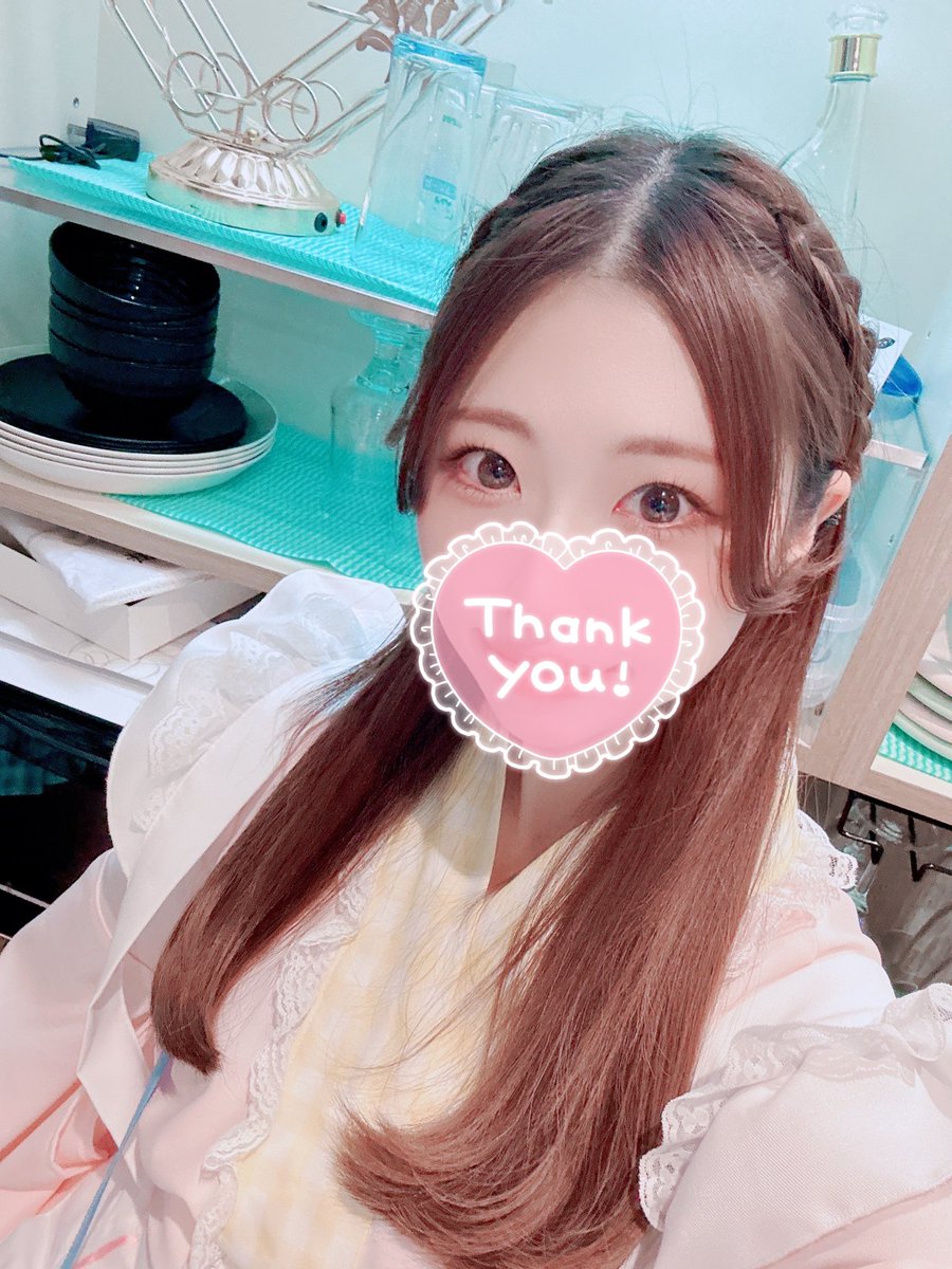 本日もありがとうございました🌼
ずっと気になってたウボンゴしたり
お祝いしていただいたり
ファブルの話やら命の話しやら…
今日もほんと楽しかったです🫶

次回21日出勤です💕