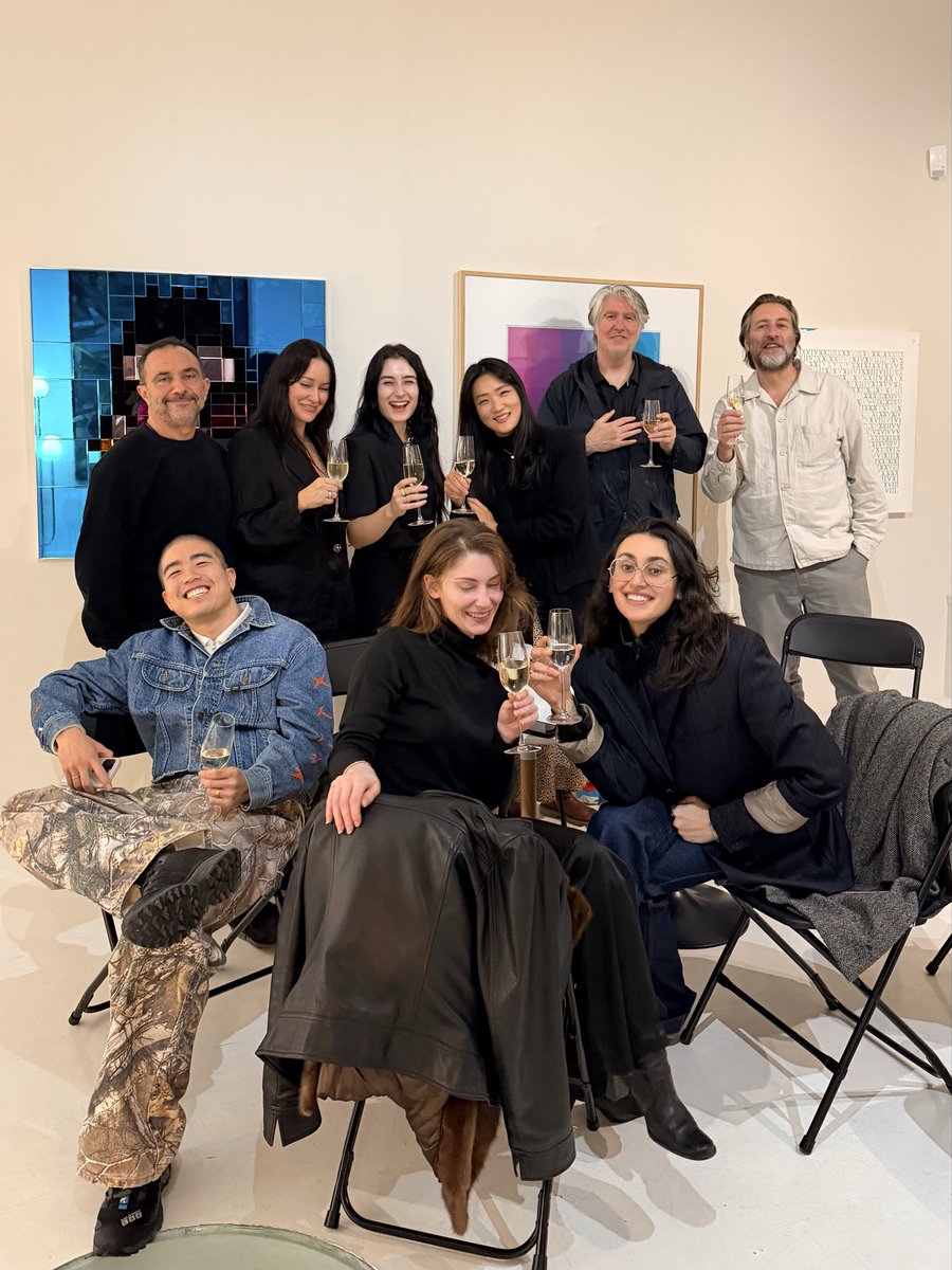 GrantYun2's tweet image. Immensely inspired by all the artists and curators in the digital sector at Paris Photo. Seeing them break new ground and also capture the audience in ways never done before is a sight to see 
2/