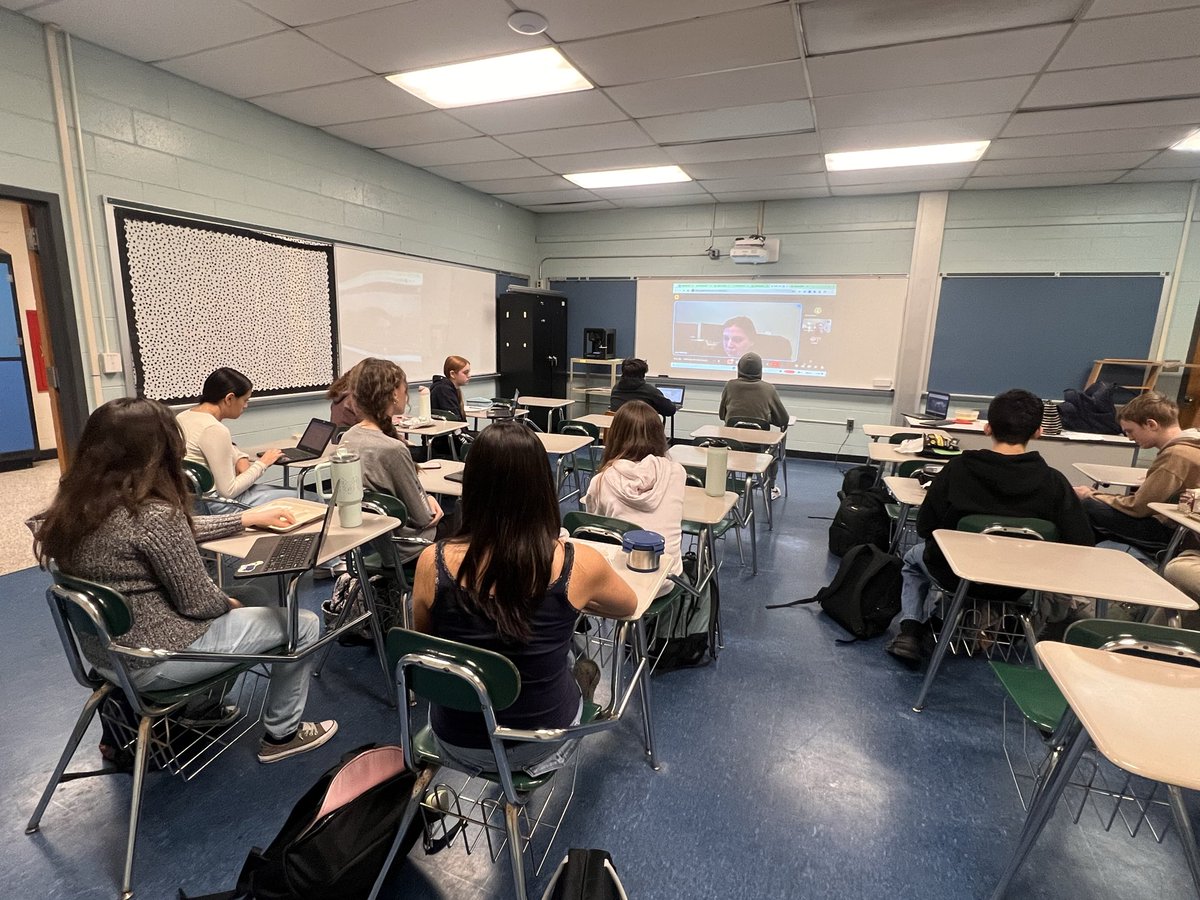 BTPSSTEMAcademy's tweet photo. Freshman STEM students pitched their research ideas to Ocean Medical Center residents today! Grateful for the mentorship, feedback, and guidance the students are receiving throughout the research journey. @BTPSLearns @BrickSupt @BrickMemorialHS https://t.co/N7XMZoz2SI