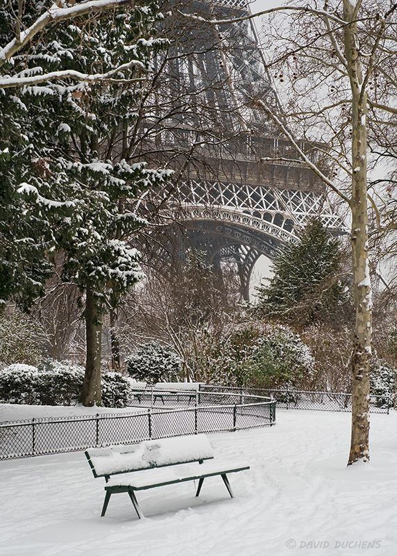 talya9646171863's tweet image. winter in Paris ⛄🧣