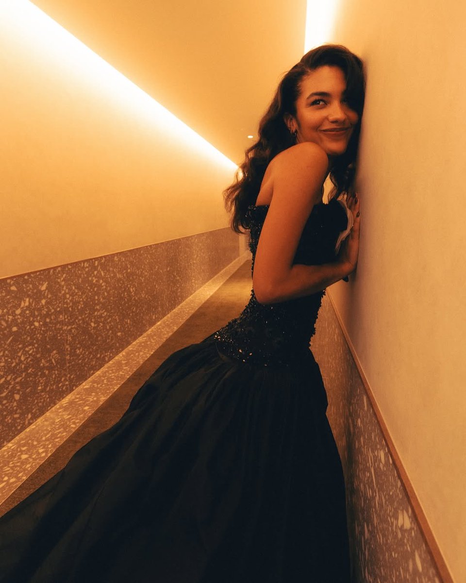 Olivia Dean wearing Richard Quinn (SS26) shot by Jess Gleason