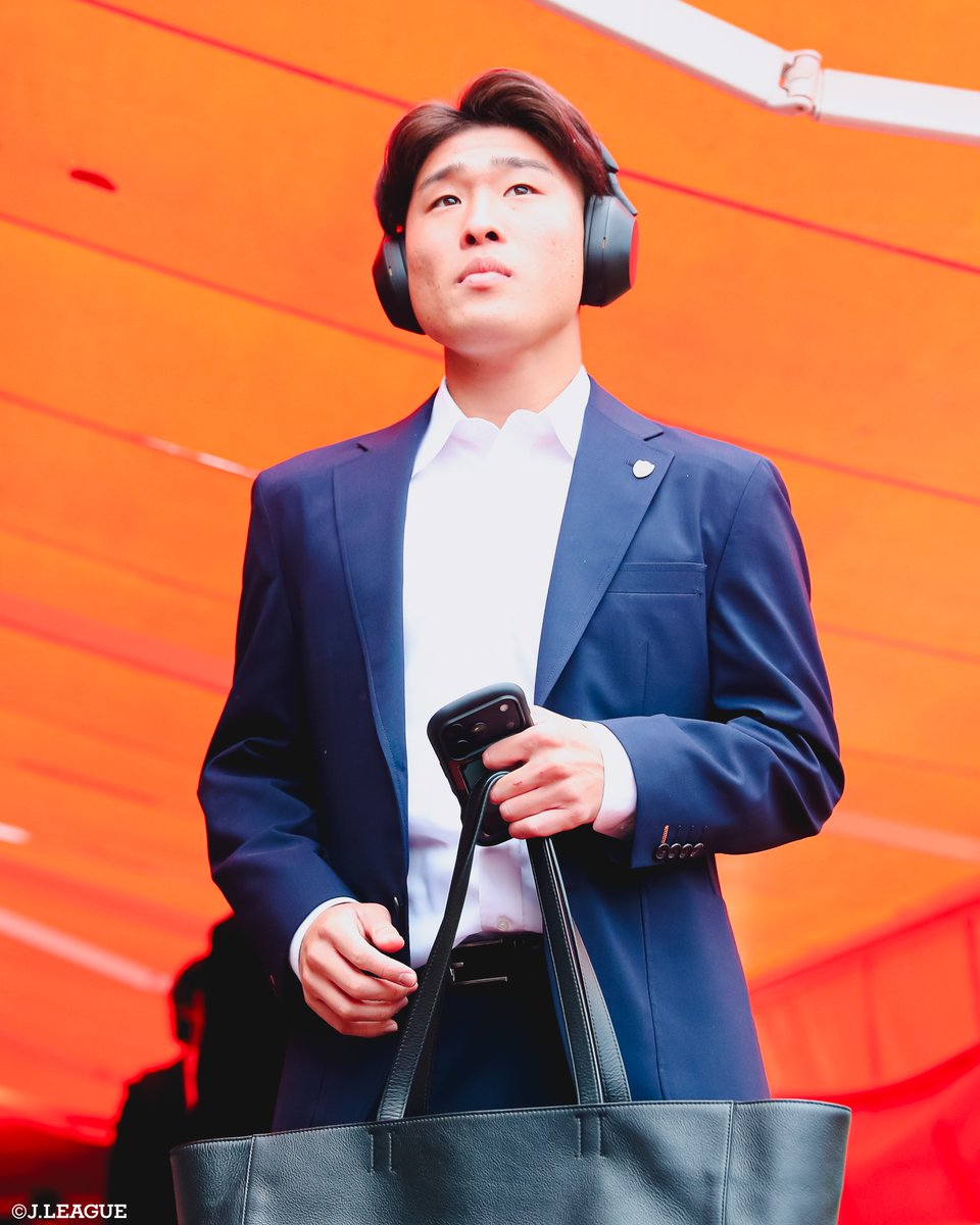 J_League's tweet image. 🎂 HAPPY BIRTHDAY 🎂

本日11月20日は
清水エスパルス
宇野禅斗 選手の22歳の誕生日です👏

宇野選手、
おめでとうございます🎊

@spulse_official