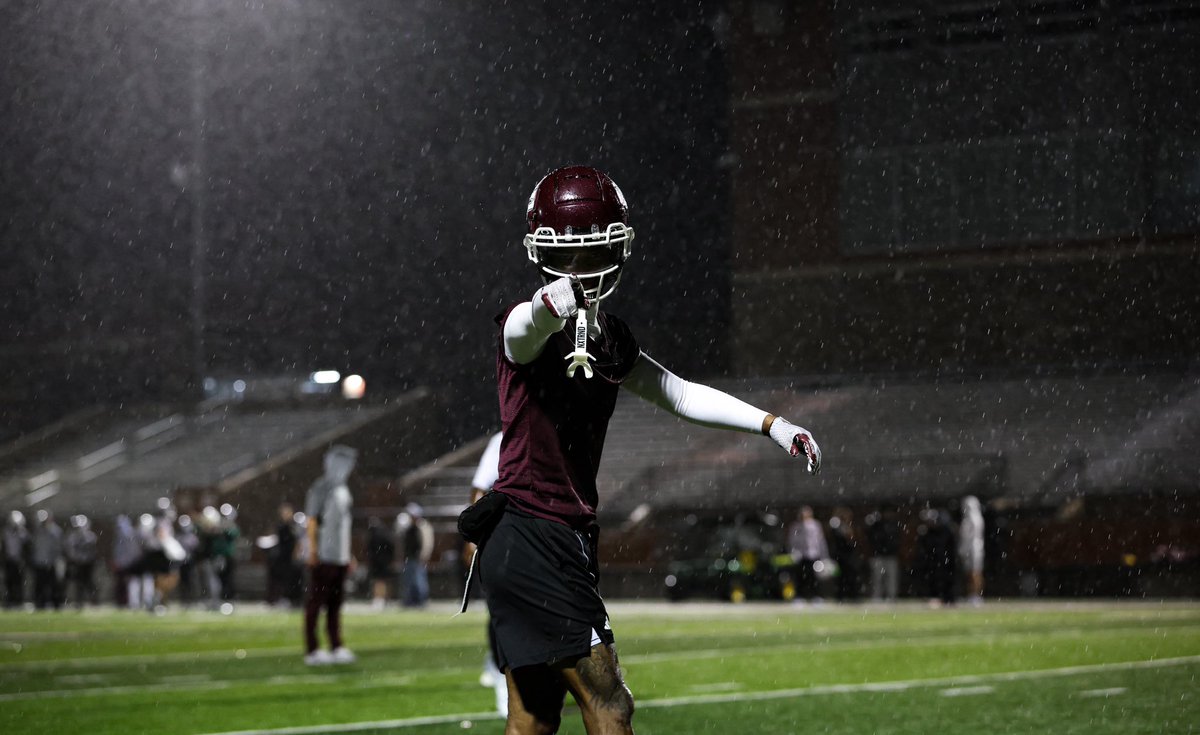 Football weather 🌧️