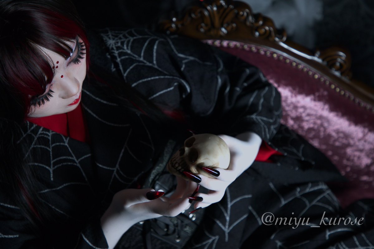 miyu_kurose's tweet image. 【創作Cosplay : 女郎蜘蛛🕷🕸】

追憶

Make up:@shii__xxx 
Photo:@bashibashi_snow 
Studio:@_ShinanoMaru_