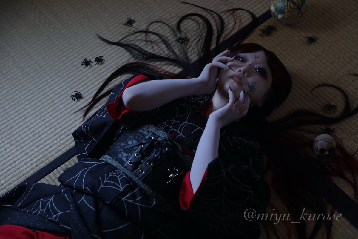 miyu_kurose's tweet image. 【創作Cosplay : 女郎蜘蛛🕷🕸】

追憶

Make up:@shii__xxx 
Photo:@bashibashi_snow 
Studio:@_ShinanoMaru_
