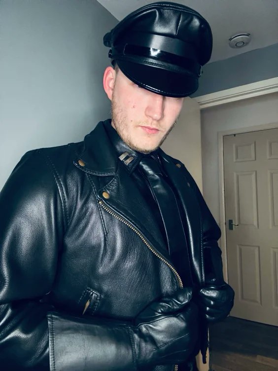 MasterSpence96's tweet image. I just received Small Gift via Throne. Good pig, $end more! throne.com/masterspence96 #Wishlist #Throne