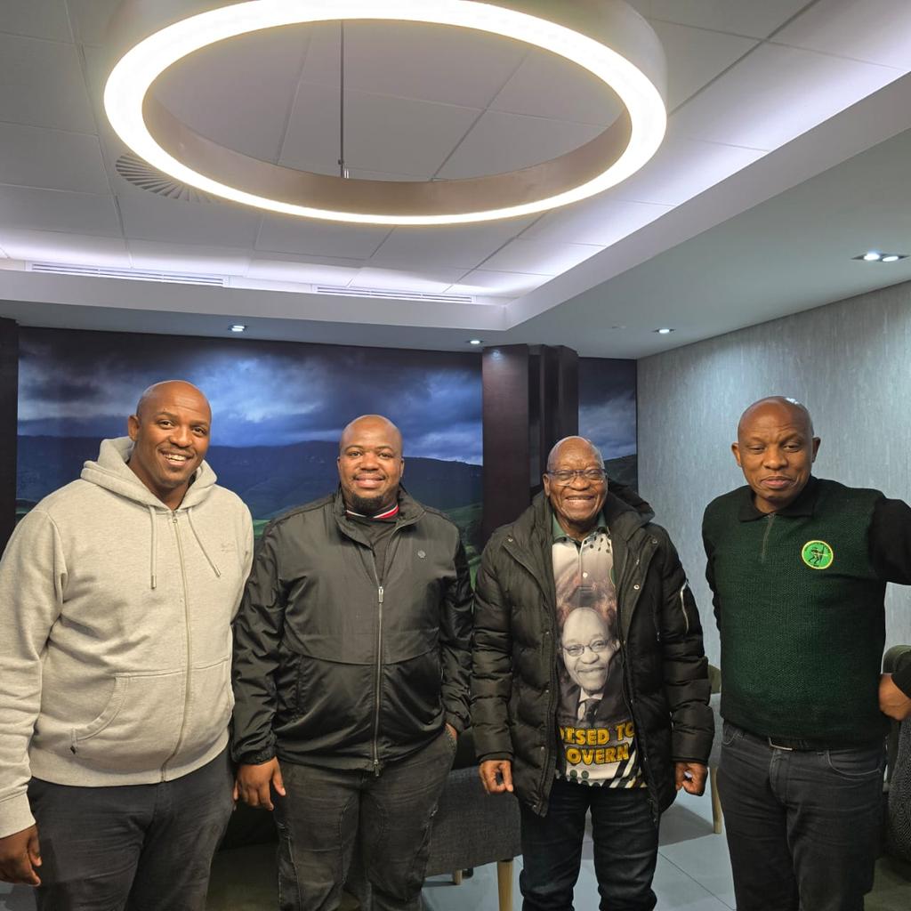 With the Command General President Zuma.The marching order is very clear 👌