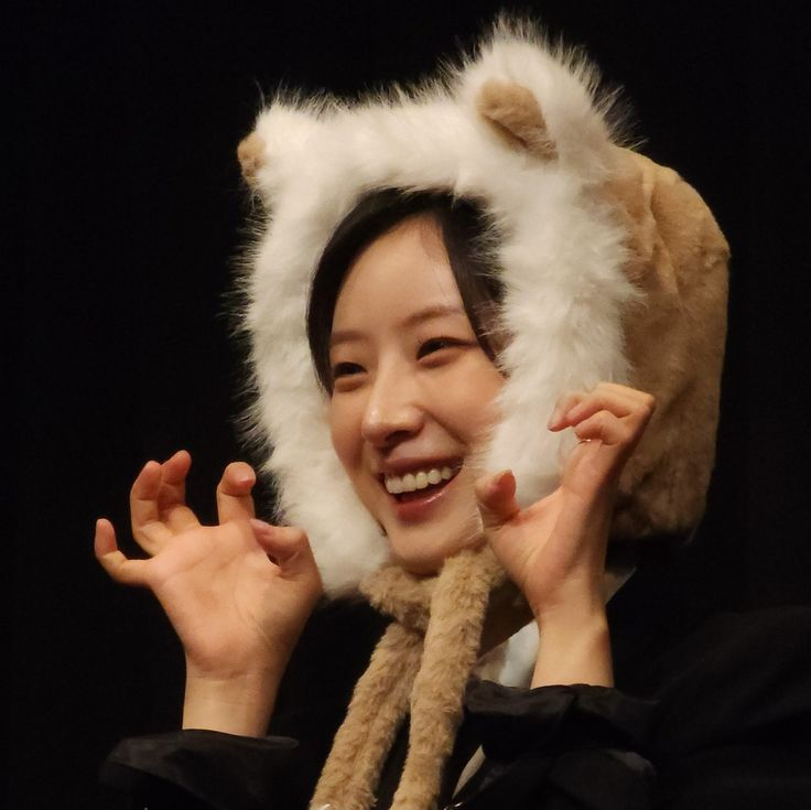 loona moments that could kill a sapphic tweet media