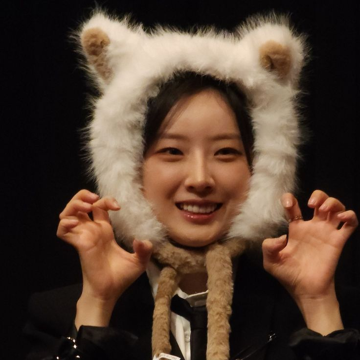 loona moments that could kill a sapphic tweet media
