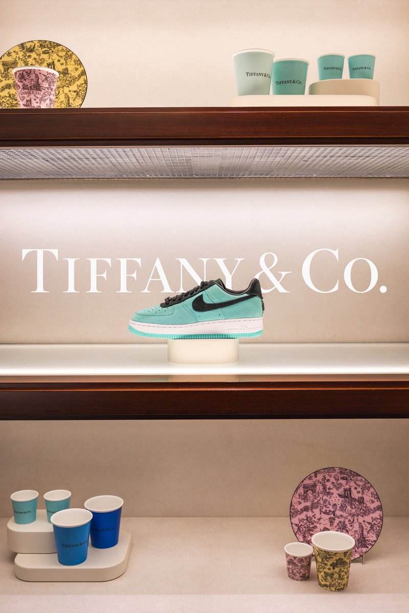 Craignoicecube's tweet image. Iconic • Sophistication • Elegance 
Nike Air Force I x Tiffany &amp;amp; Co. 💎✨

Photos taken in collab with @INDEXPDX by me inside of Tiffany &amp;amp; Co. 
indexpdx.com/new-arrival/?s…