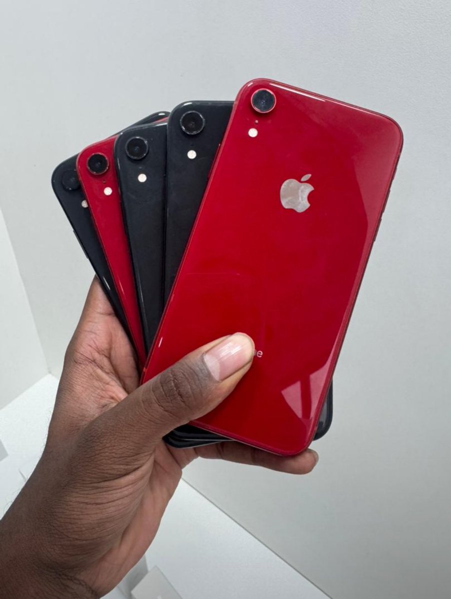 PixieMW_'s tweet image. 1. Ma iPhone 12 Pro Max. 256GB. 100% Battery Health. K1,950,000.

2. Ma iPhone 11 Pro Max. 256GB. 100% Battery Health. K1,550,000.

3. Ma iPhone XR. 64GB. 90% Battery Health. K850,000.

Lilongwe, Olympic Mall.
📍