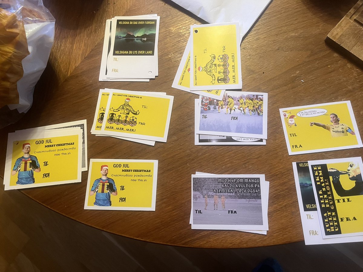 Julegave til og fra lappa . Bestill med @glimtstickers