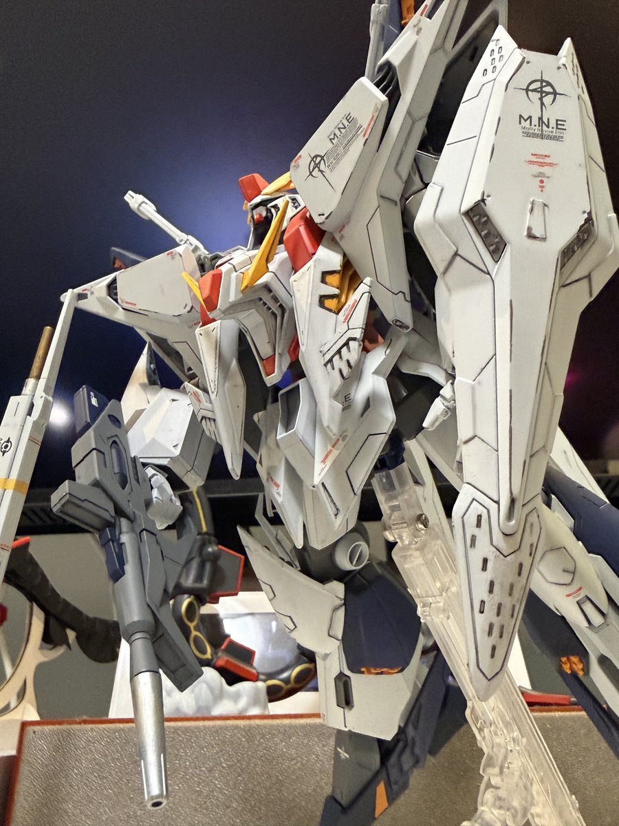 sys_wizard's tweet image. #黙ってローアングルを貼る